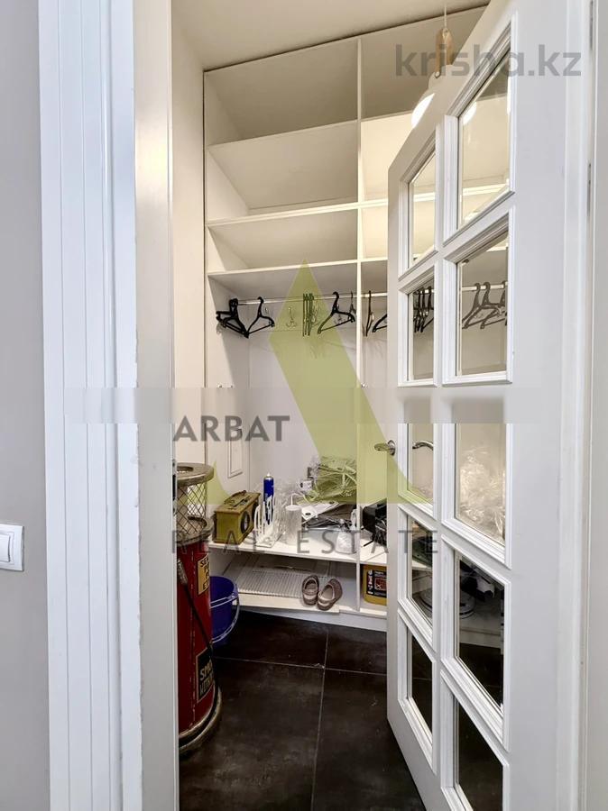 Фото Квартира, 6 комн, 300 м², 6/7 эт.