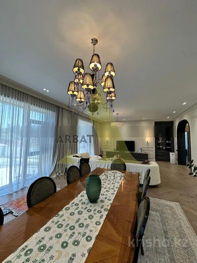 Фото Квартира, 5 комн, 282 м², 2/3 эт., 2022 г.п.