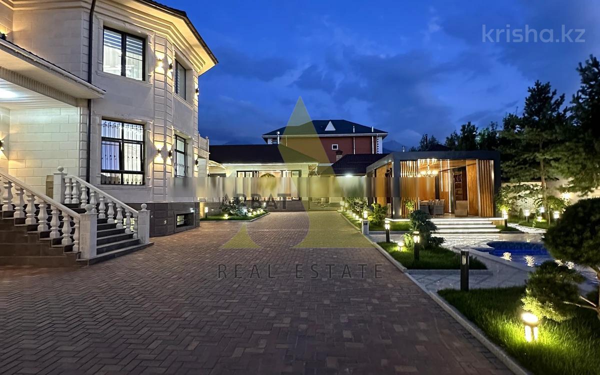 Фото Отдельный дом, 7 комн, 650м²