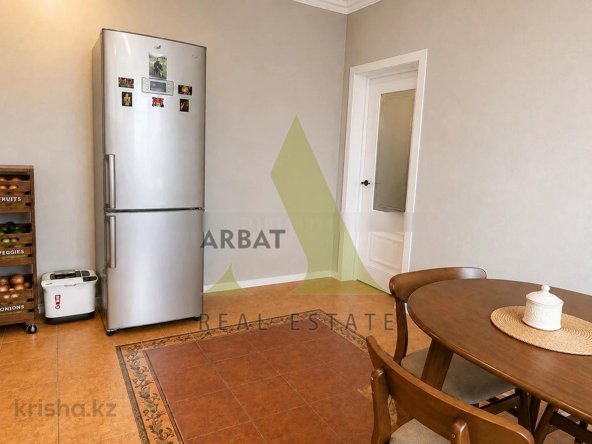 Фото Квартира, 4 комн, 200 м², 6/7 эт.