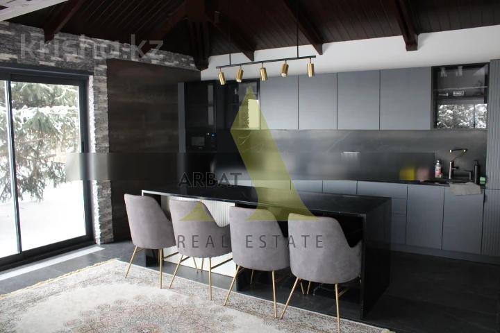 Фото Отдельный дом, 5 комн, 700м²