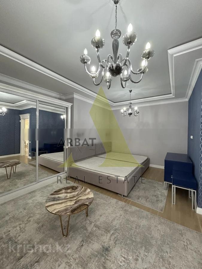 Фото Квартира, 7 комн, 440 м², 7/7 эт., 2016 г.п.