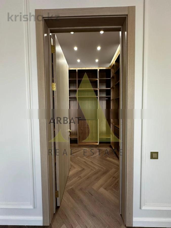 Фото Отдельный дом, 7 комн, 400м²
