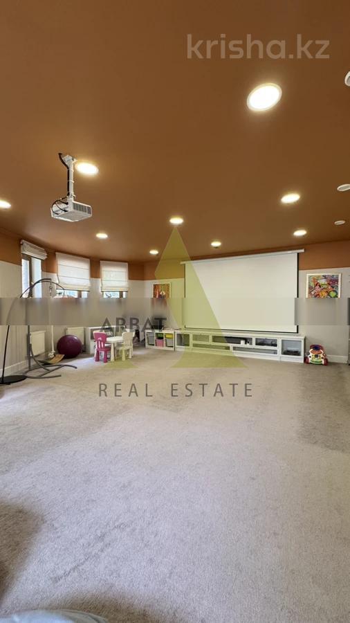 Фото Отдельный дом, 7 комн, 823м²