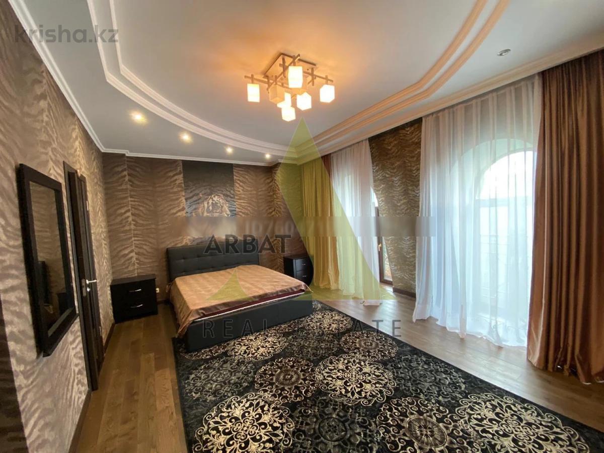 Фото Квартира, 11 комн, 420 м², 3/4 эт., 2011 г.п.