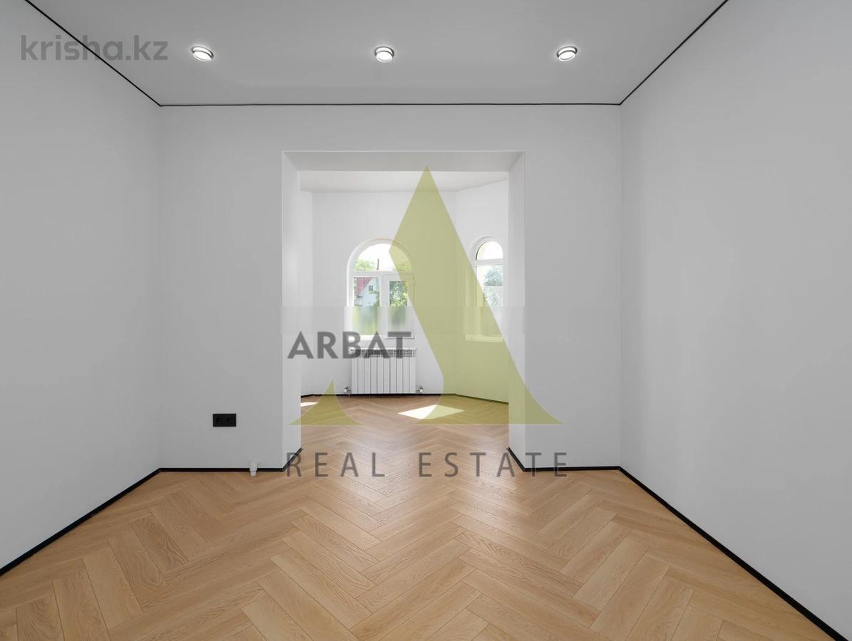 Фото Отдельный дом, 7 комн, 300м²