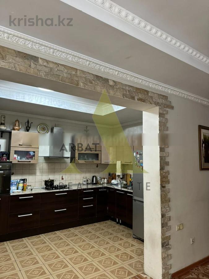 Фото Отдельный дом, 8 комн, 700м²