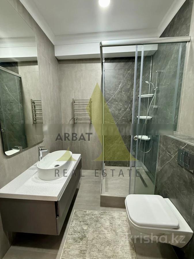 Фото Квартира, 4 комн, 146 м², 3/3 эт.