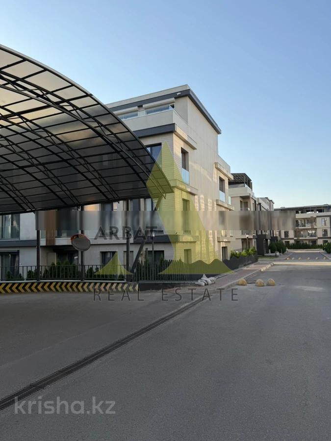 Фото Квартира, 5 комн, 258 м², 3/3 эт., 2024 г.п.