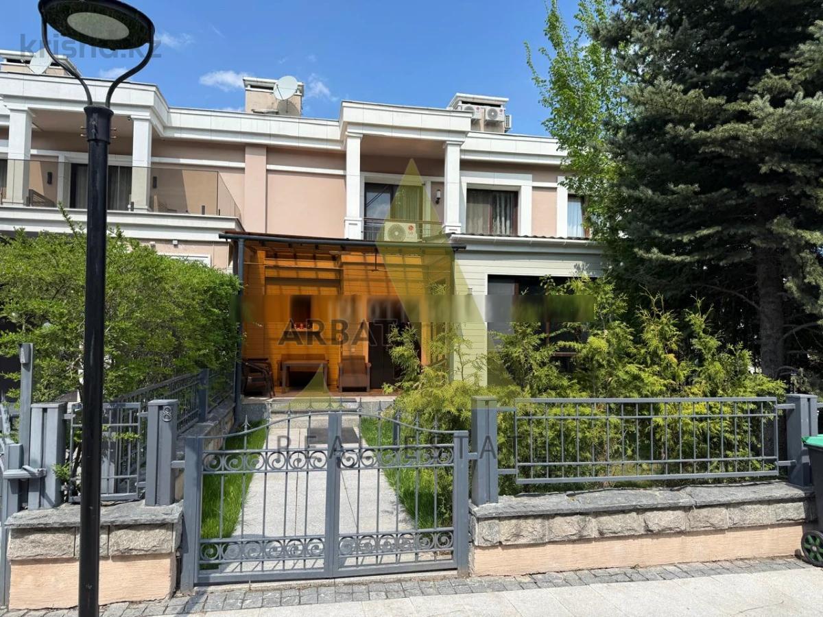 Фото Квартира, 5 комн, 270 м², 1/3 эт., 2007 г.п.