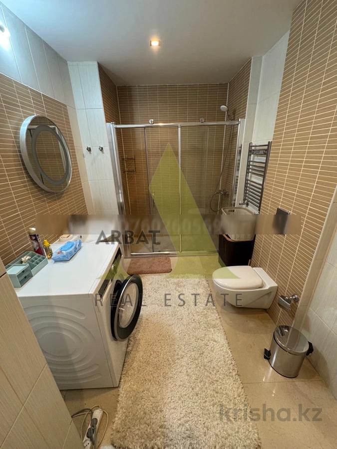 Фото Квартира, 5 комн, 220 м², 2 эт.