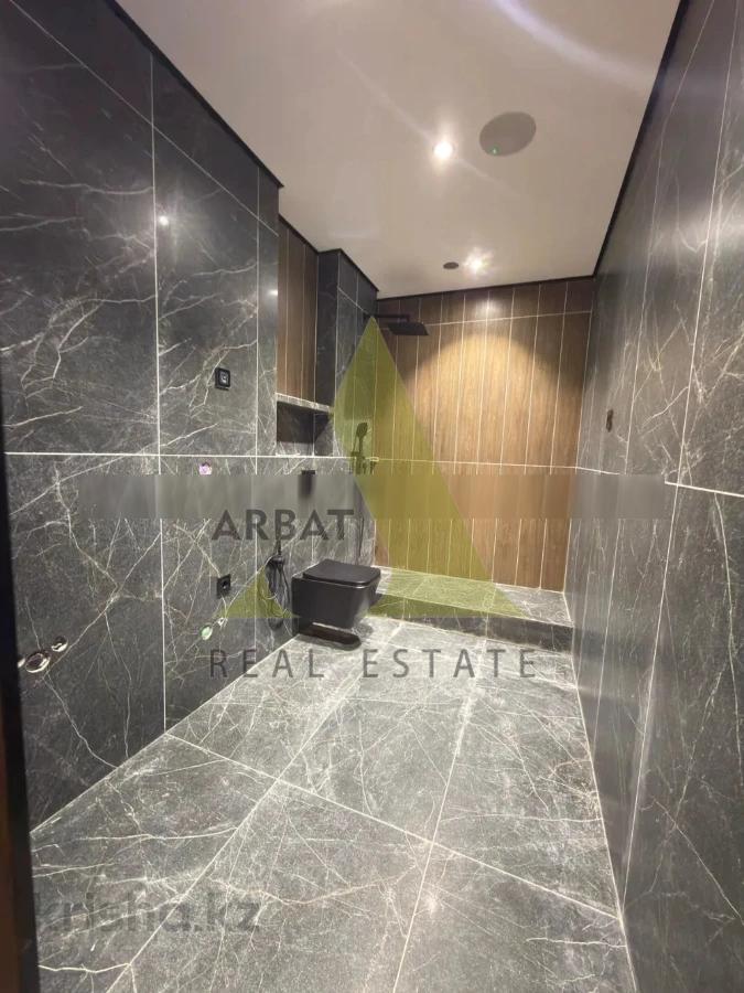 Фото Квартира, 4 комн, 155 м², 7/7 эт., 2018 г.п.