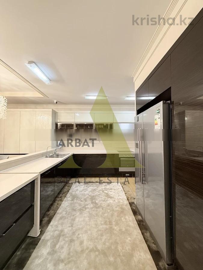 Фото Квартира, 5 комн, 190 м², 1/17 эт.