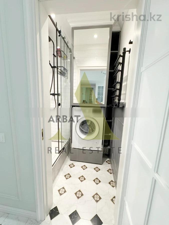 Фото Квартира, 3 комн, 138 м², 4/4 эт., 1978 г.п.