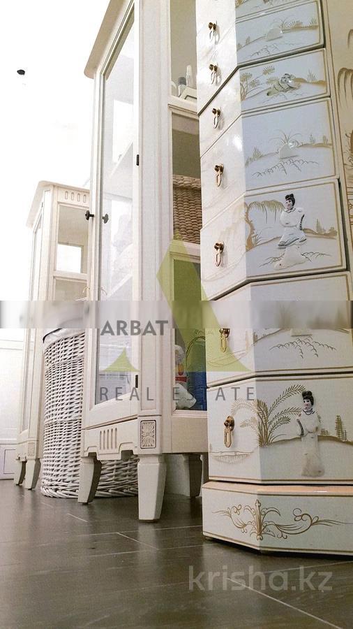 Фото Квартира, 5 комн, 364 м², 3/4 эт., 2011 г.п.