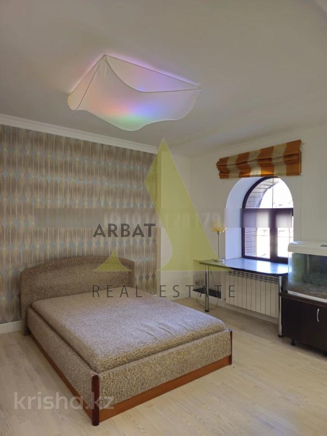 Фото Квартира, 5 комн, 364 м², 3/4 эт., 2011 г.п.