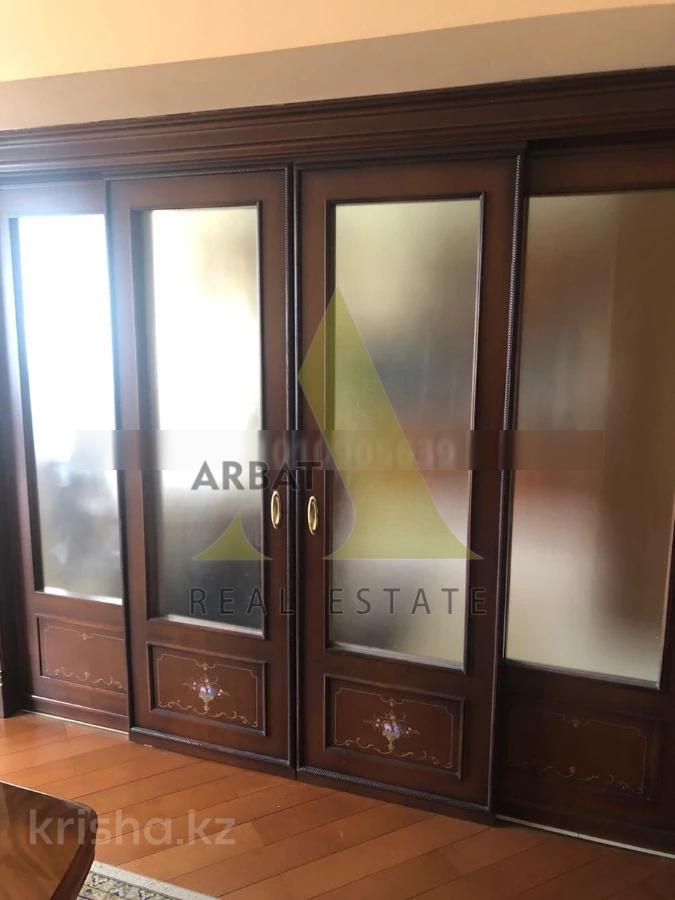 Фото Квартира, 5 комн, 175 м², 2/5 эт., 2005 г.п.