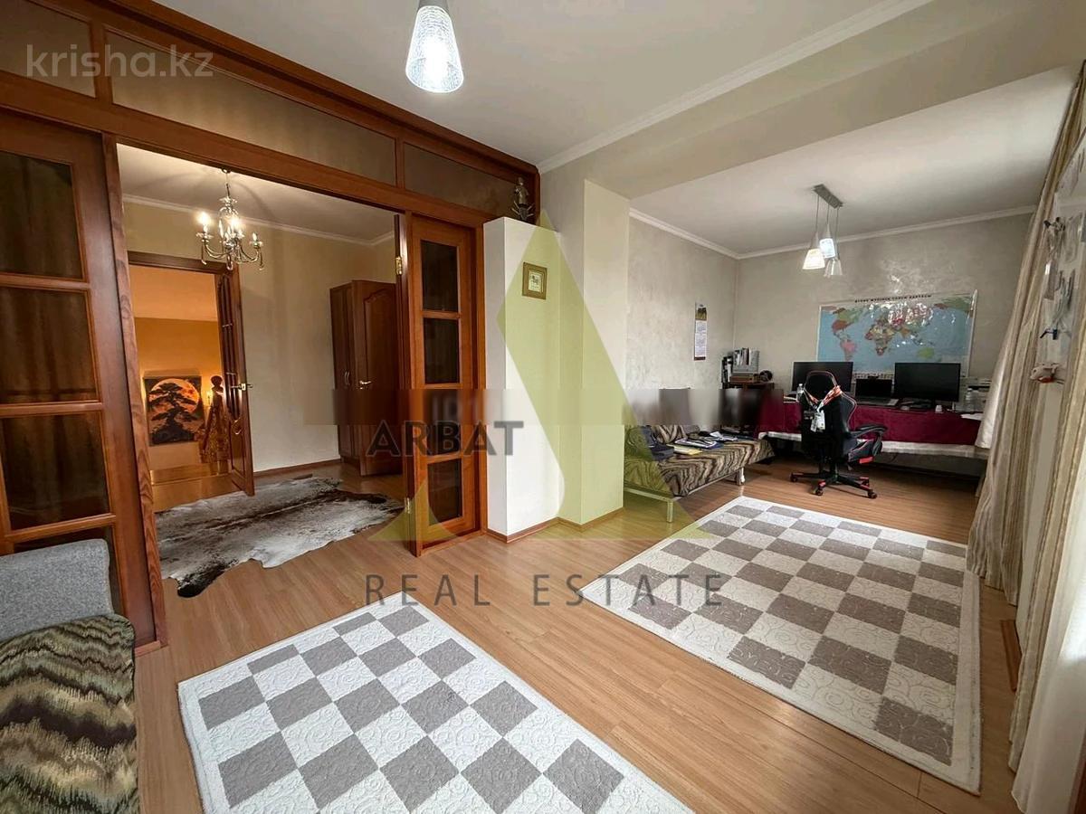 Фото Отдельный дом, 7 комн, 383м²