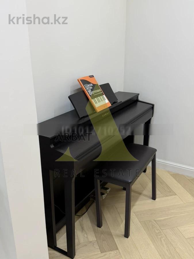 Фото Квартира, 5 комн, 210 м², 2/6 эт., 2013 г.п.
