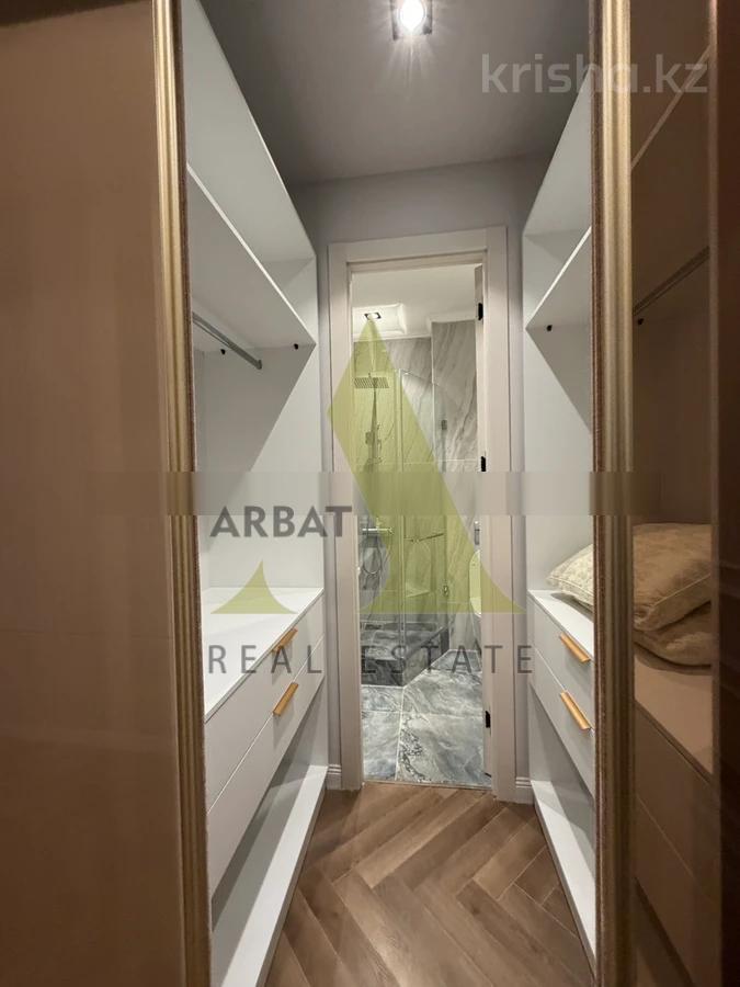 Фото Квартира, 6 комн, 380 м², 1/3 эт.