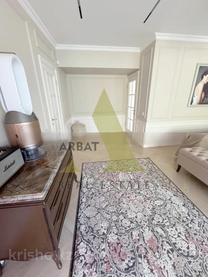 Фото Квартира, 3 комн, 138 м², 4/4 эт., 1978 г.п.