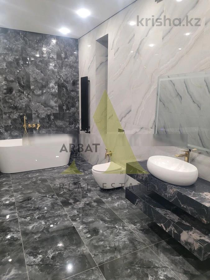 Фото Квартира, 5 комн, 250 м², 1/5 эт., 2025 г.п.