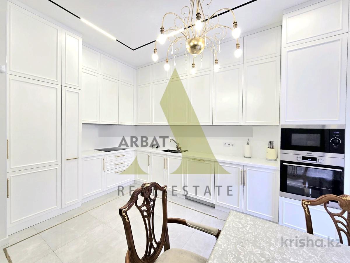 Фото Квартира, 4 комн, 170 м², 1/3 эт., 2022 г.п.