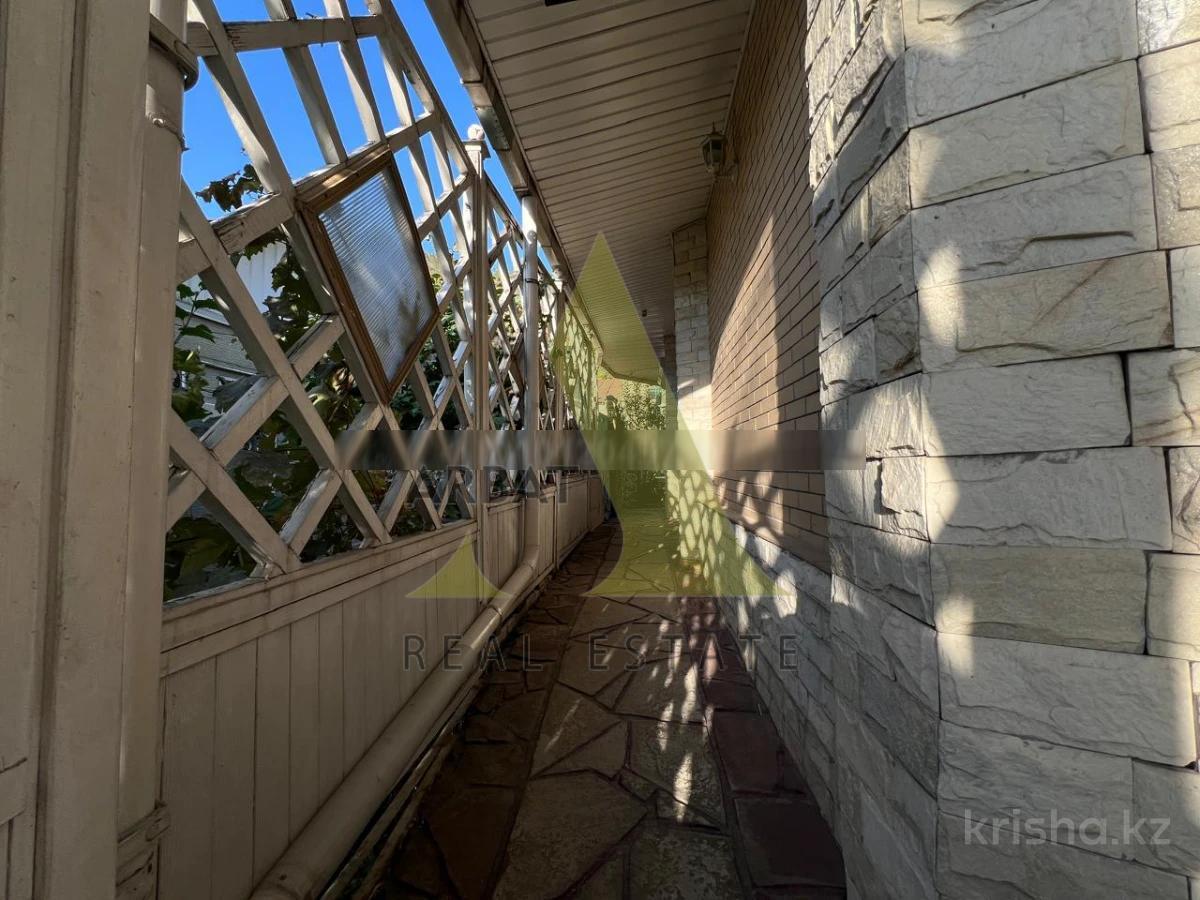 Фото Отдельный дом, 6 комн, 330м²