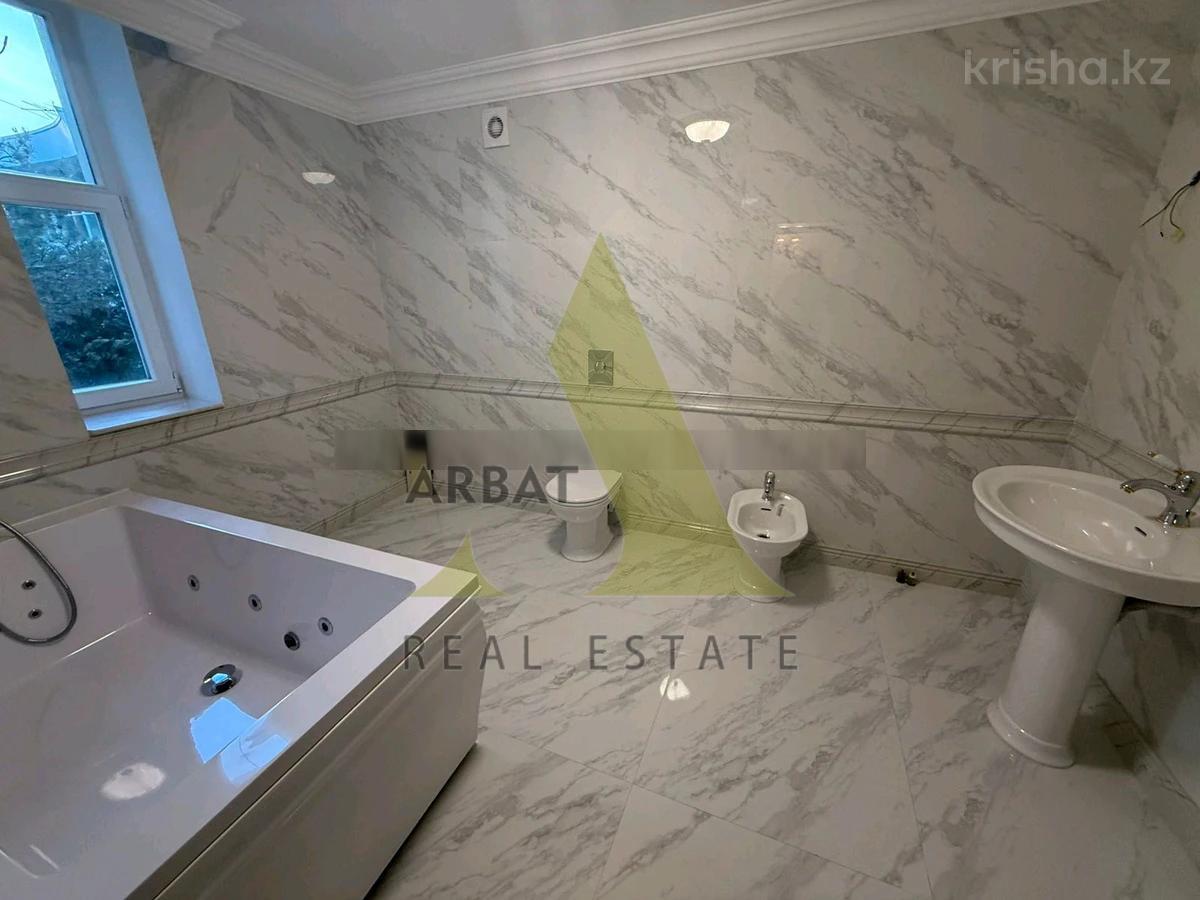Фото Отдельный дом, 5 комн, 365м²