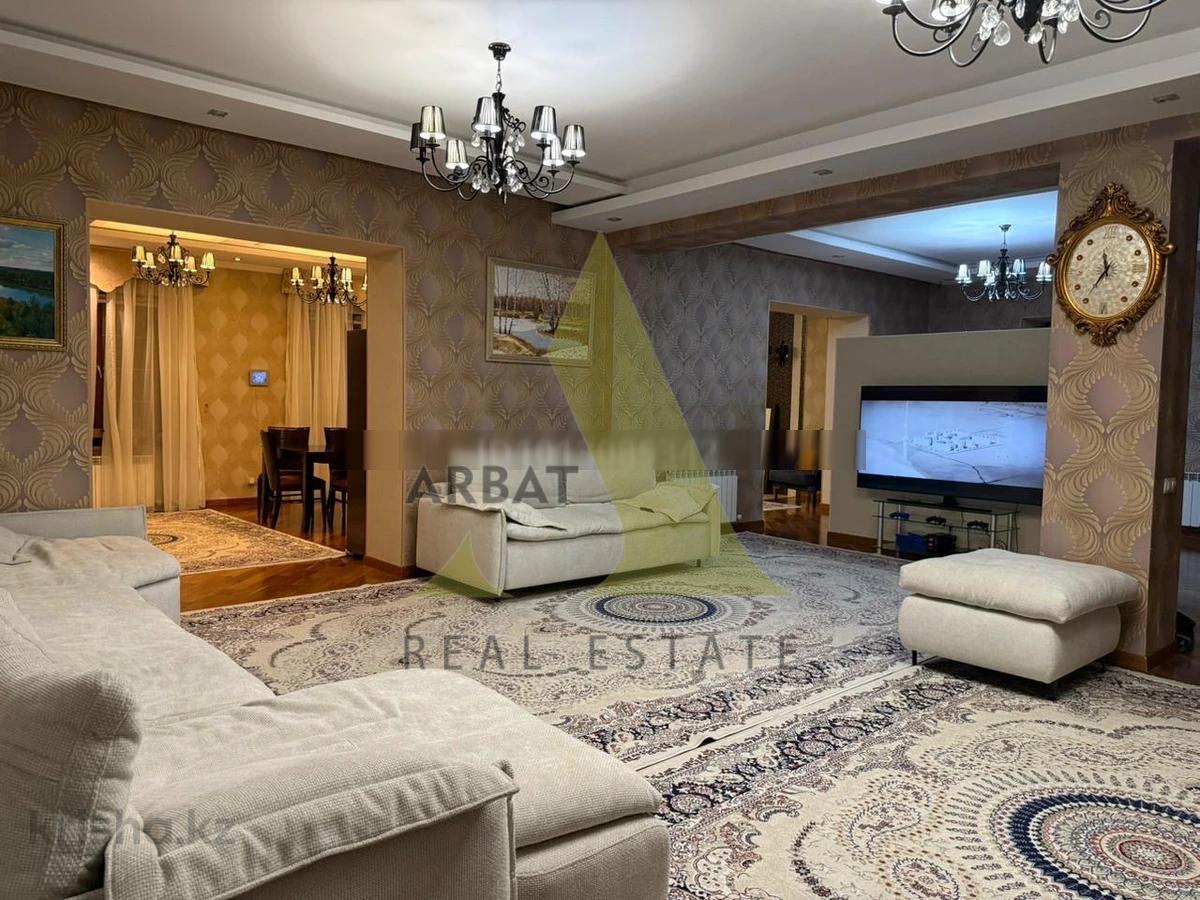 Фото Отдельный дом, 12 комн, 700м²