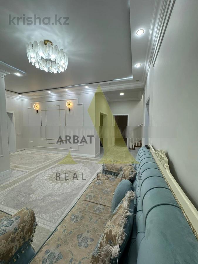 Фото Отдельный дом, 7 комн, 300м²