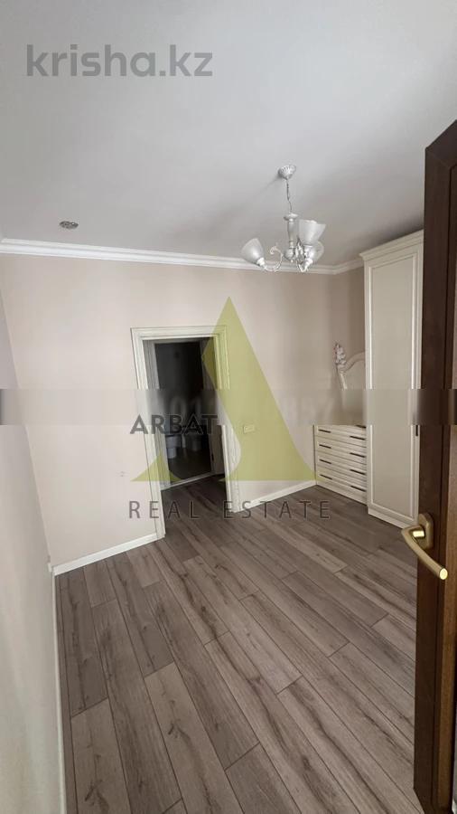 Фото Квартира, 4 комн, 200 м², 1/12 эт.