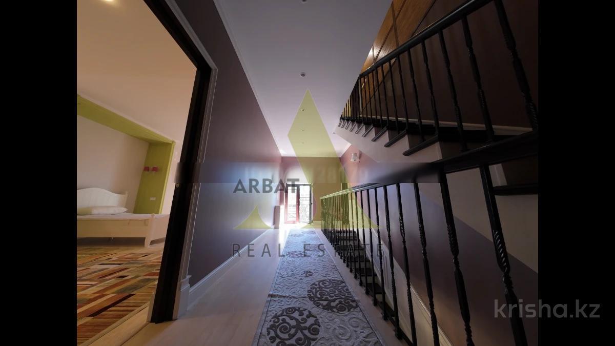 Фото Квартира, 5 комн, 364 м², 3/4 эт., 2011 г.п.