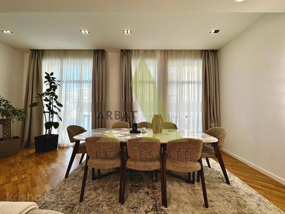 Фото Квартира, 4 комн, 210 м², 2/3 эт., 2020 г.п.