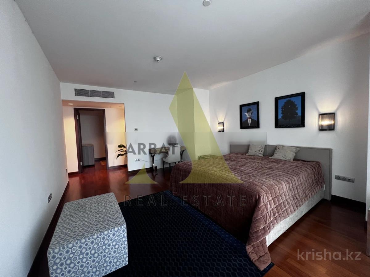 Фото Квартира, 5 комн, 240 м², 9/22 эт.