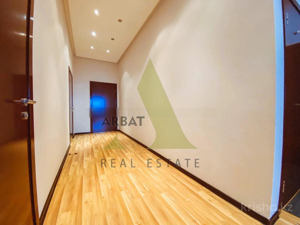 Фото Квартира, 4 комн, 200 м², 2/5 эт., 2010 г.п.