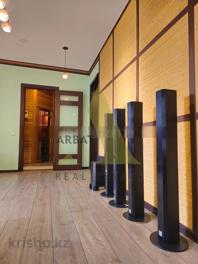 Фото Квартира, 5 комн, 364 м², 3/4 эт., 2011 г.п.