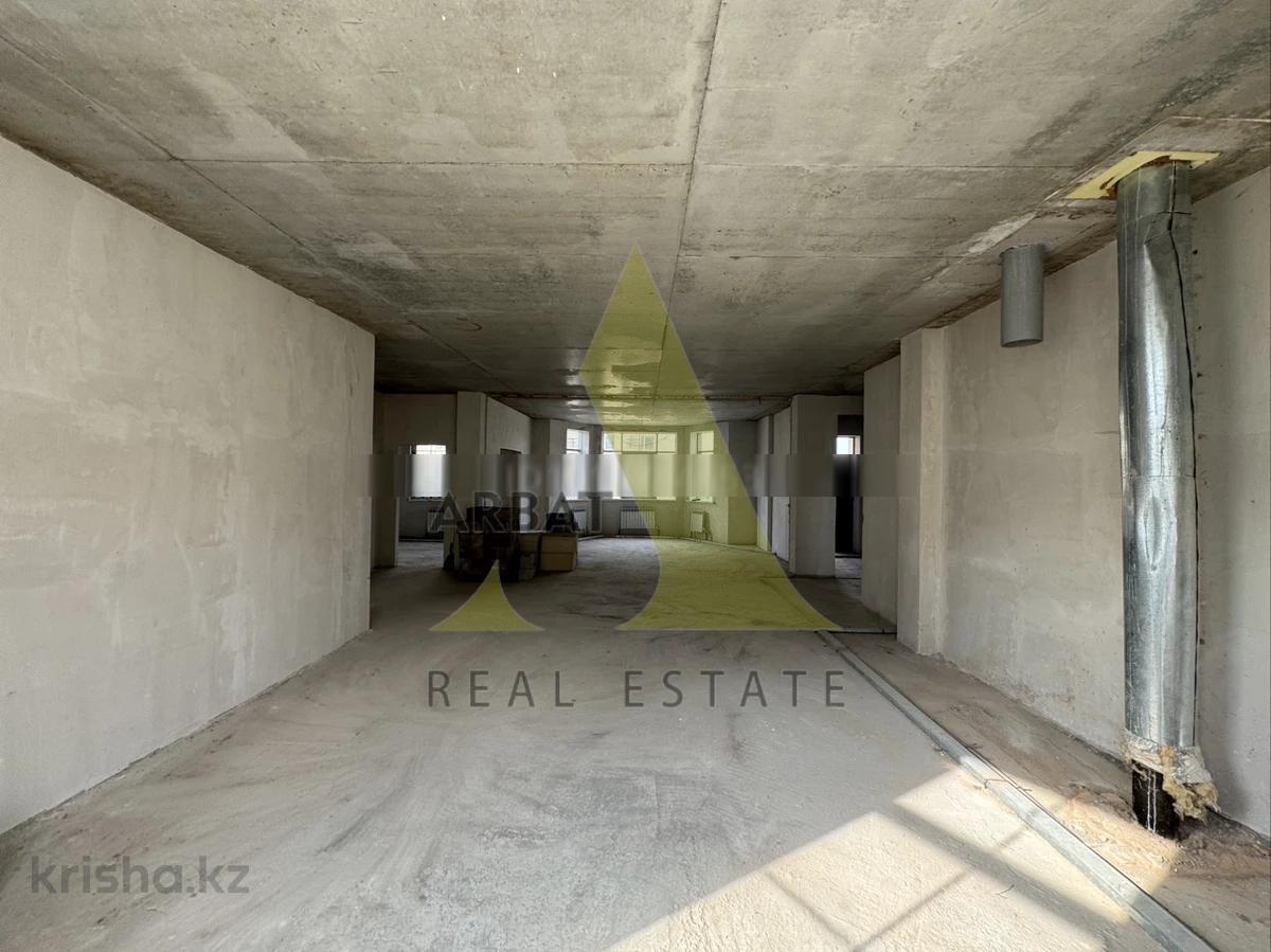 Фото Квартира, 8 комн, 600 м², 3 эт., 2017 г.п.