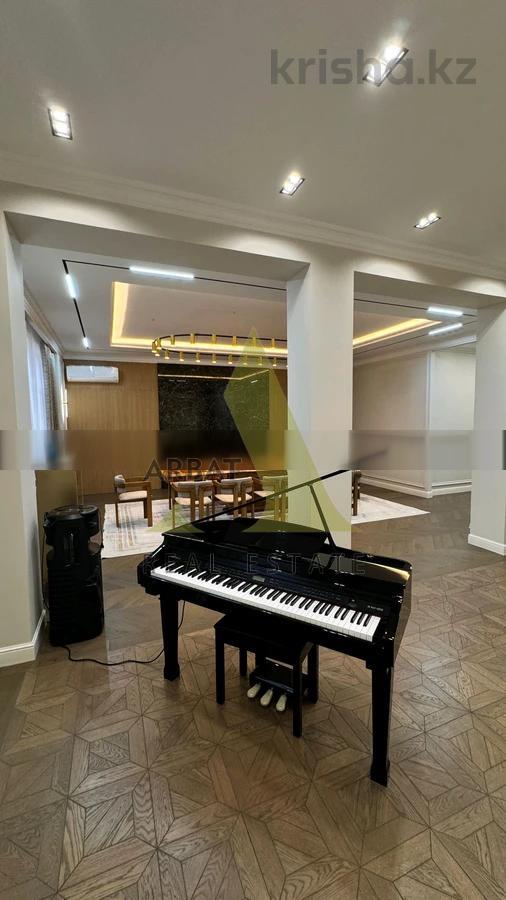 Фото Квартира, 7 комн, 315 м², 6/7 эт., 2016 г.п.