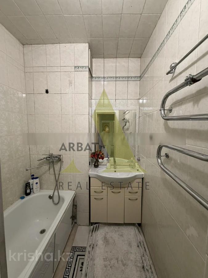 Фото Квартира, 3 комн, 65 м², 3/12 эт., 1992 г.п.
