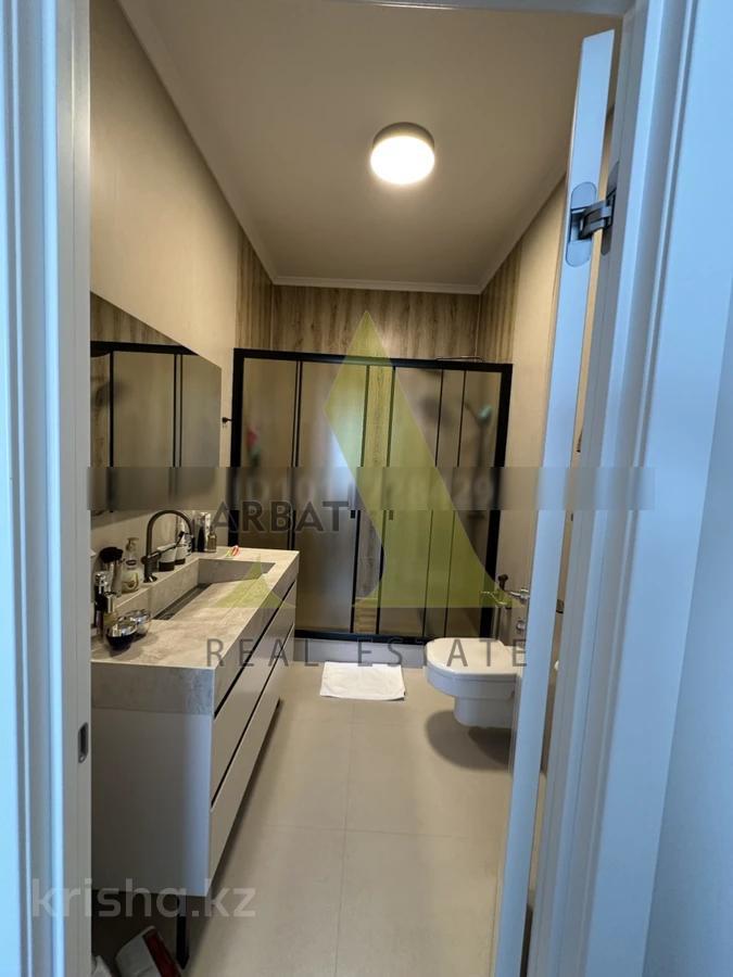 Фото Квартира, 4 комн, 130 м², 5/6 эт., 2014 г.п.