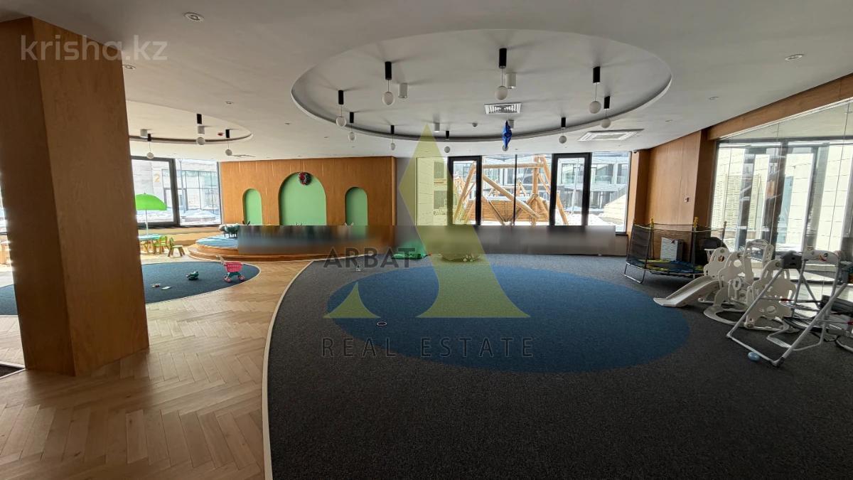 Фото Квартира, 4 комн, 193 м², 1/3 эт., 2022 г.п.
