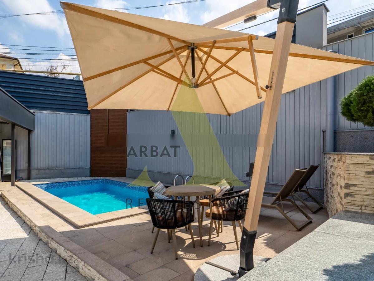 Фото Отдельный дом, 7 комн, 450м²