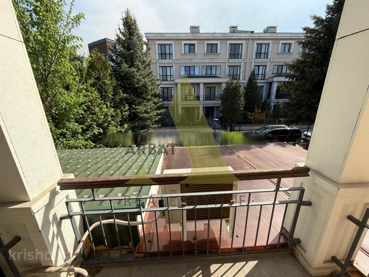 Фото Квартира, 5 комн, 270 м², 1/3 эт., 2007 г.п.