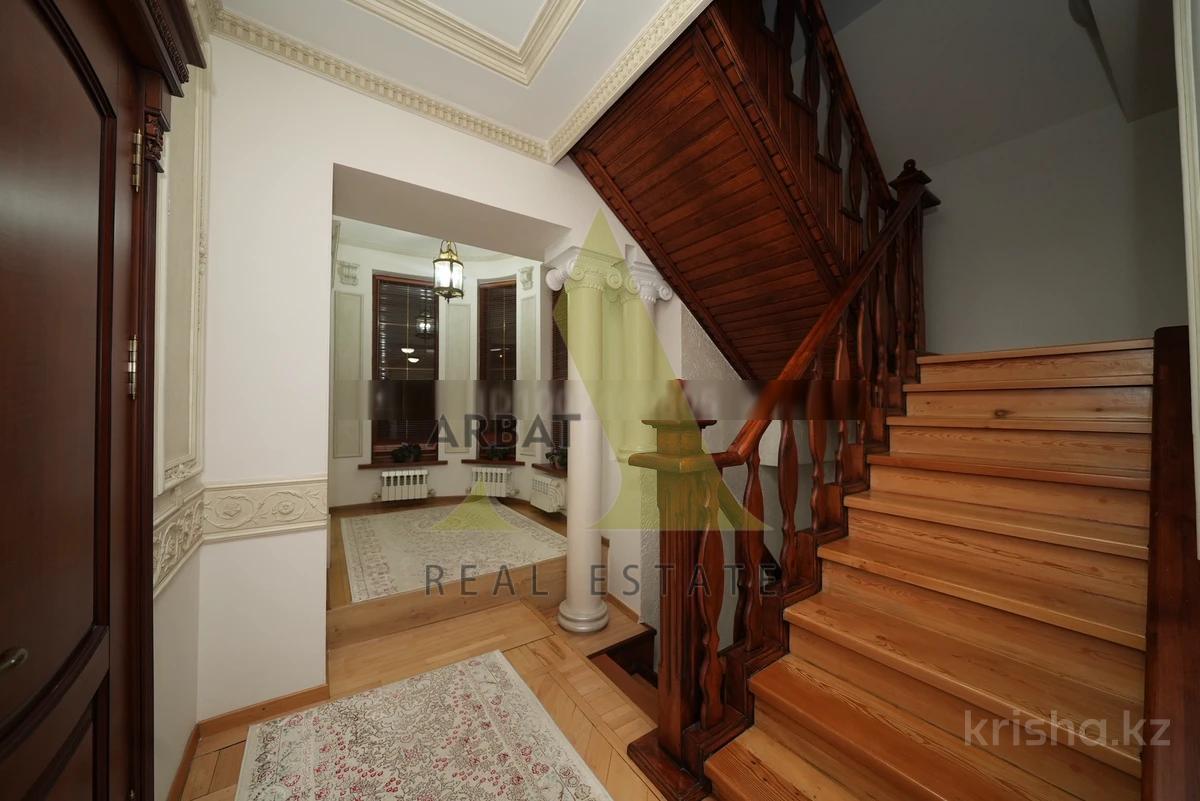 Фото Отдельный дом, 7 комн, 400м²