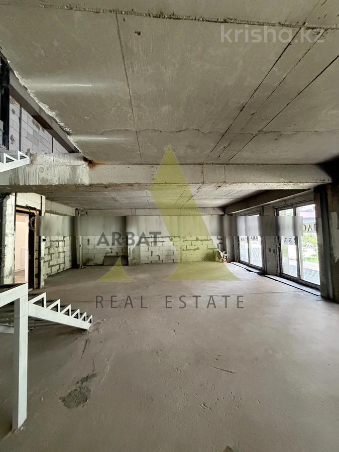 Фото Квартира, 4 комн, 237 м², 1/3 эт., 2022 г.п.