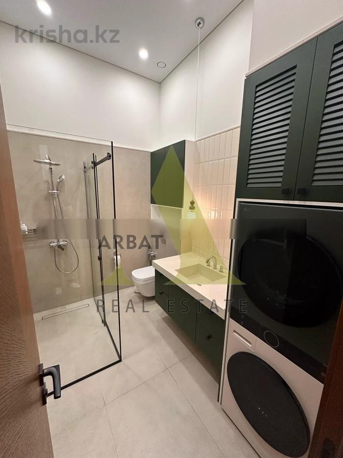 Фото Квартира, 3 комн, 100 м², 1/7 эт.