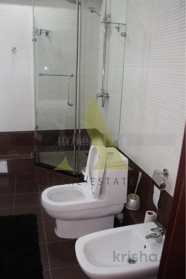 Фото Квартира, 11 комн, 420 м², 3/4 эт., 2011 г.п.