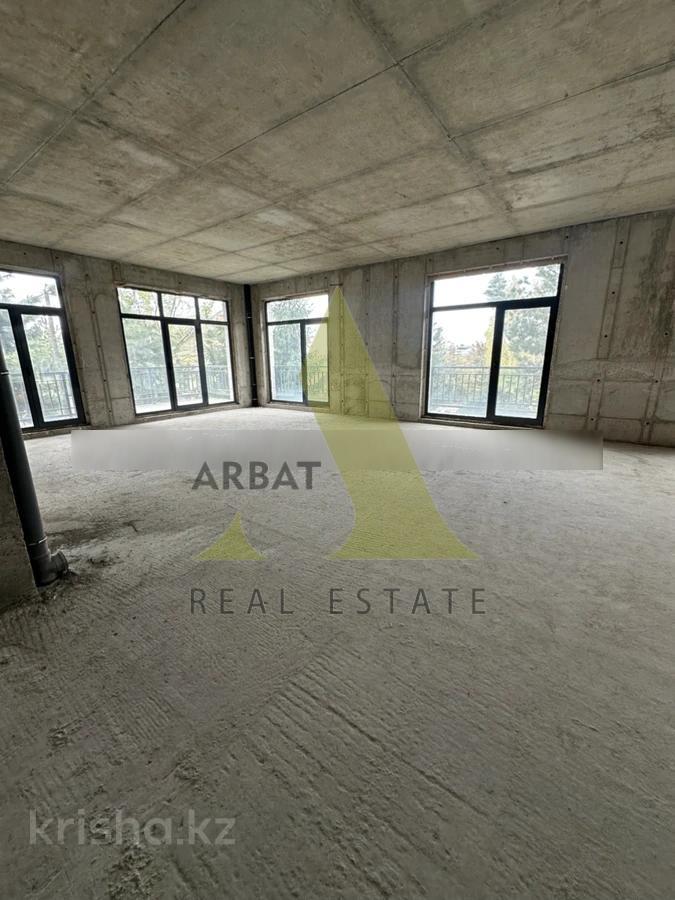 Фото Квартира, 4 комн, 210 м², 1/3 эт., 2021 г.п.