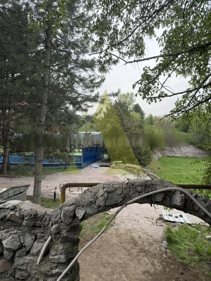 Фото Отдельный дом, 7 комн, 575м²